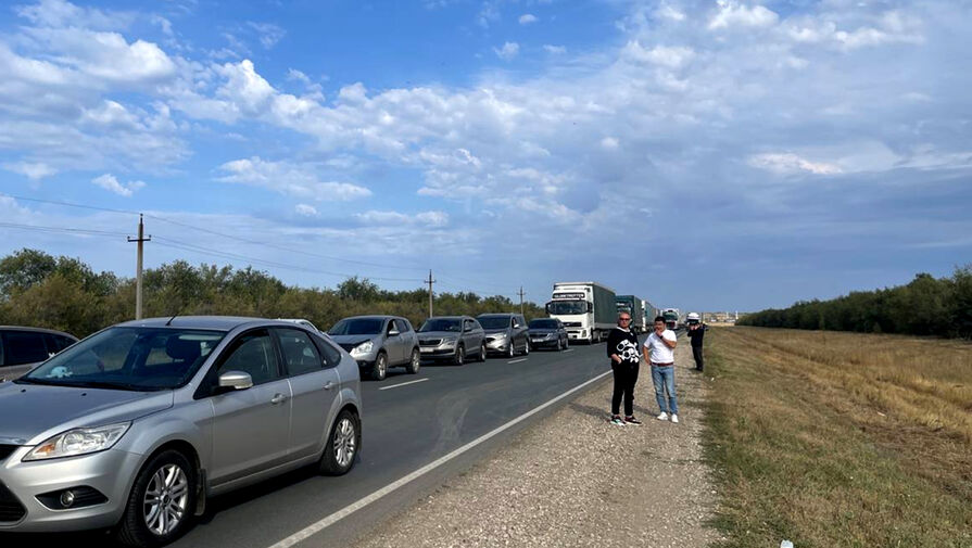 МИД разъяснил информацию о "застрявших" авто на границе России и Казахстана