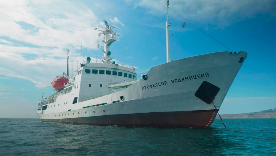В Севастополе завершилось исследование зоопланктона и люминесценции воды