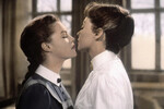 Роми Шнайдер и Лилли Палмер в кадре из фильма «Девушки в униформе» (1958)