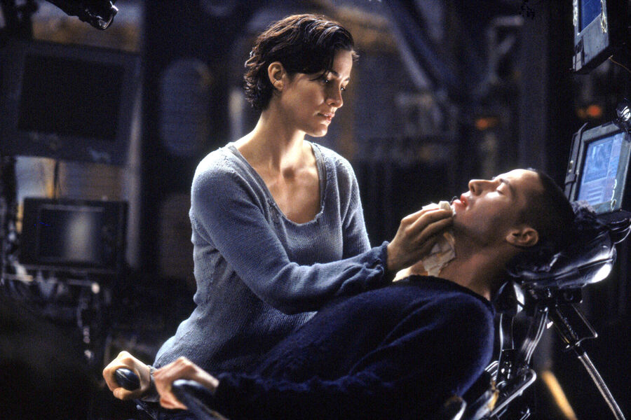 Кадр из фильма «Матрица» (1999)