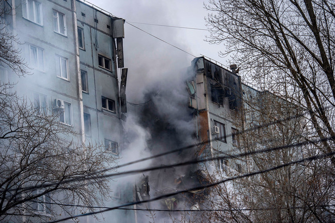 На месте взрыва в многоквартирном жилом доме по улице Космонавтов в Волгограде