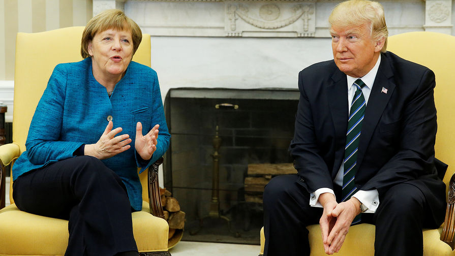 Дональд Трамп во время встречи с&nbsp;Ангелой Меркель в&nbsp;Овальном кабинете Белого дома