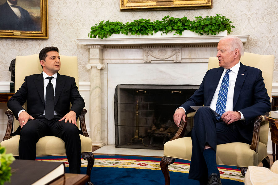 Джо Байден и Владимир Зеленский во время встречи в Белом доме, Вашингтон, 2021 год