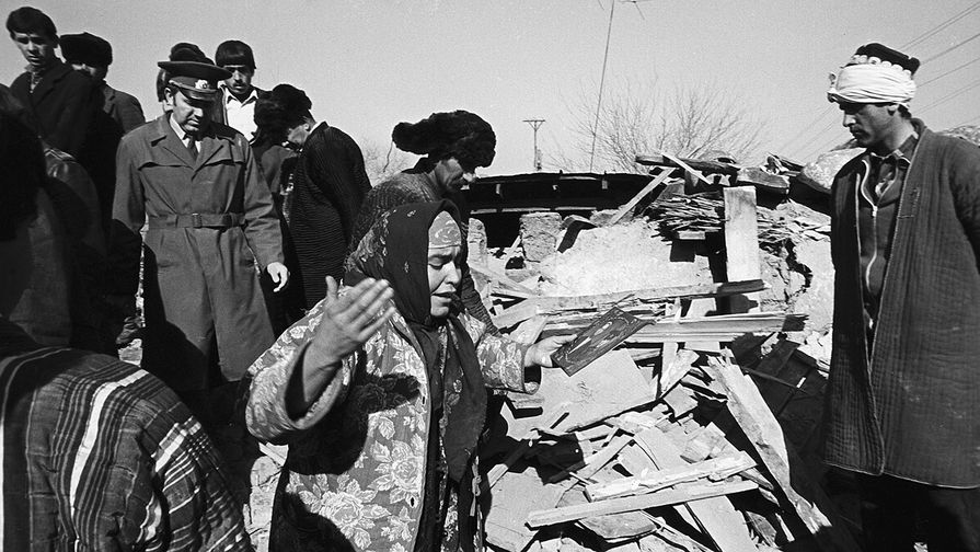 Последствия землетрясения и гигантского оползня в Гиссарском районе Таджикистана, 23 января 1989 года 