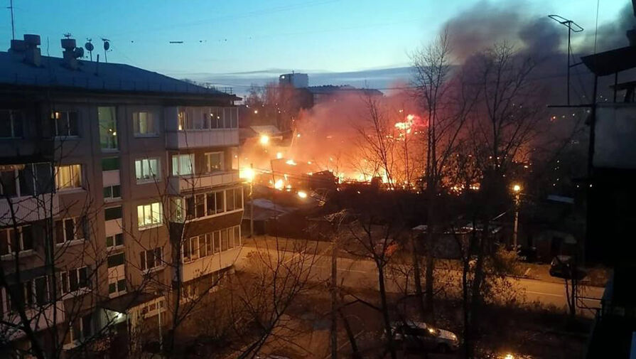 МЧС: пожар после падения Су-30 в Иркутске удалось ликвидировать
