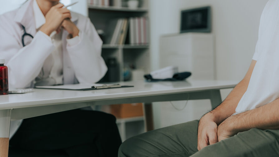 Названы самые распространенные мужские болезни у сотрудников офиса
