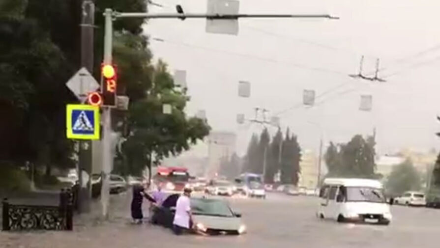 Город в Кемеровской области затопило после ливня