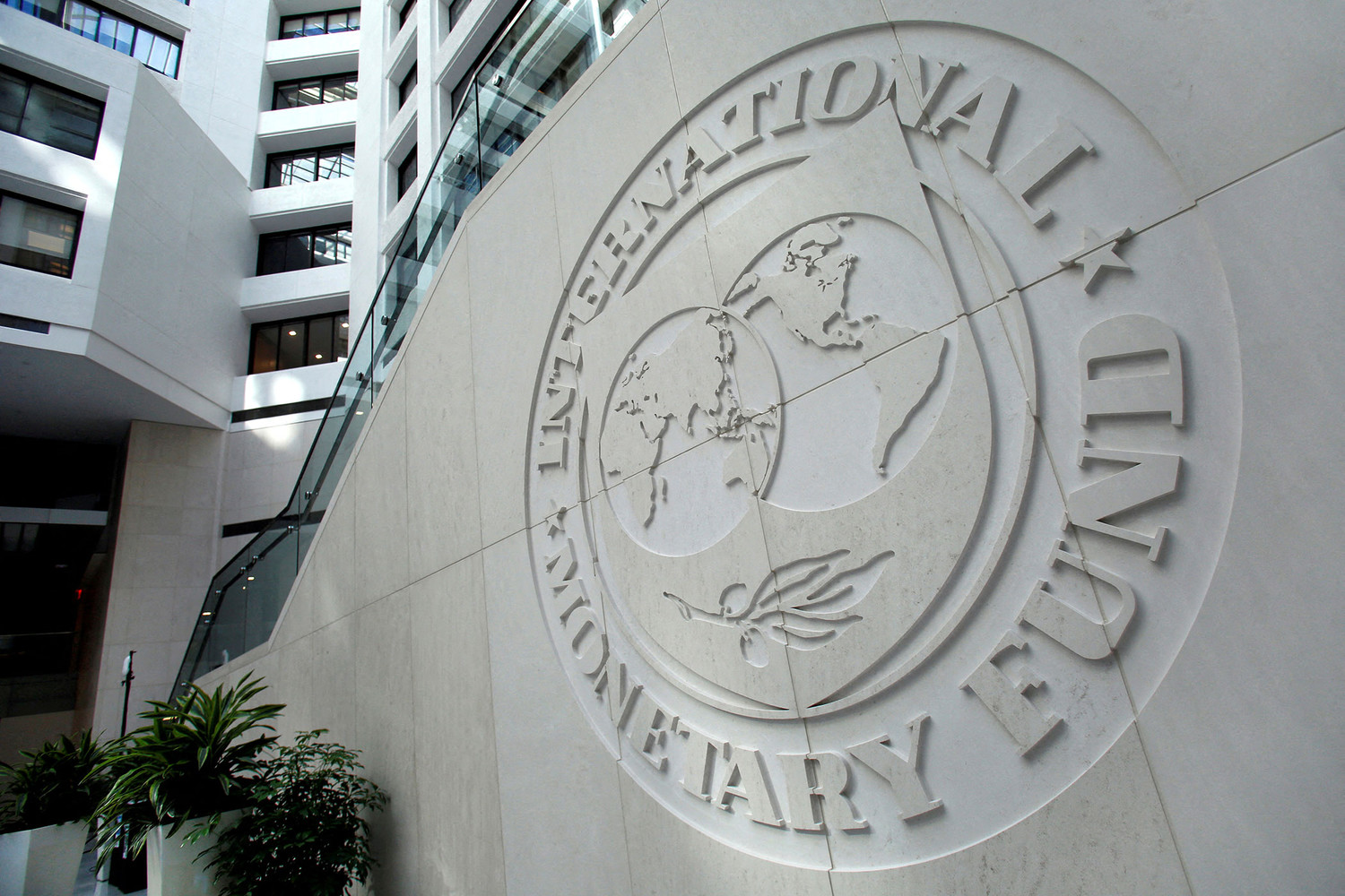 МВФ допустил подрыв мировой валютной системы из-за использования активов России