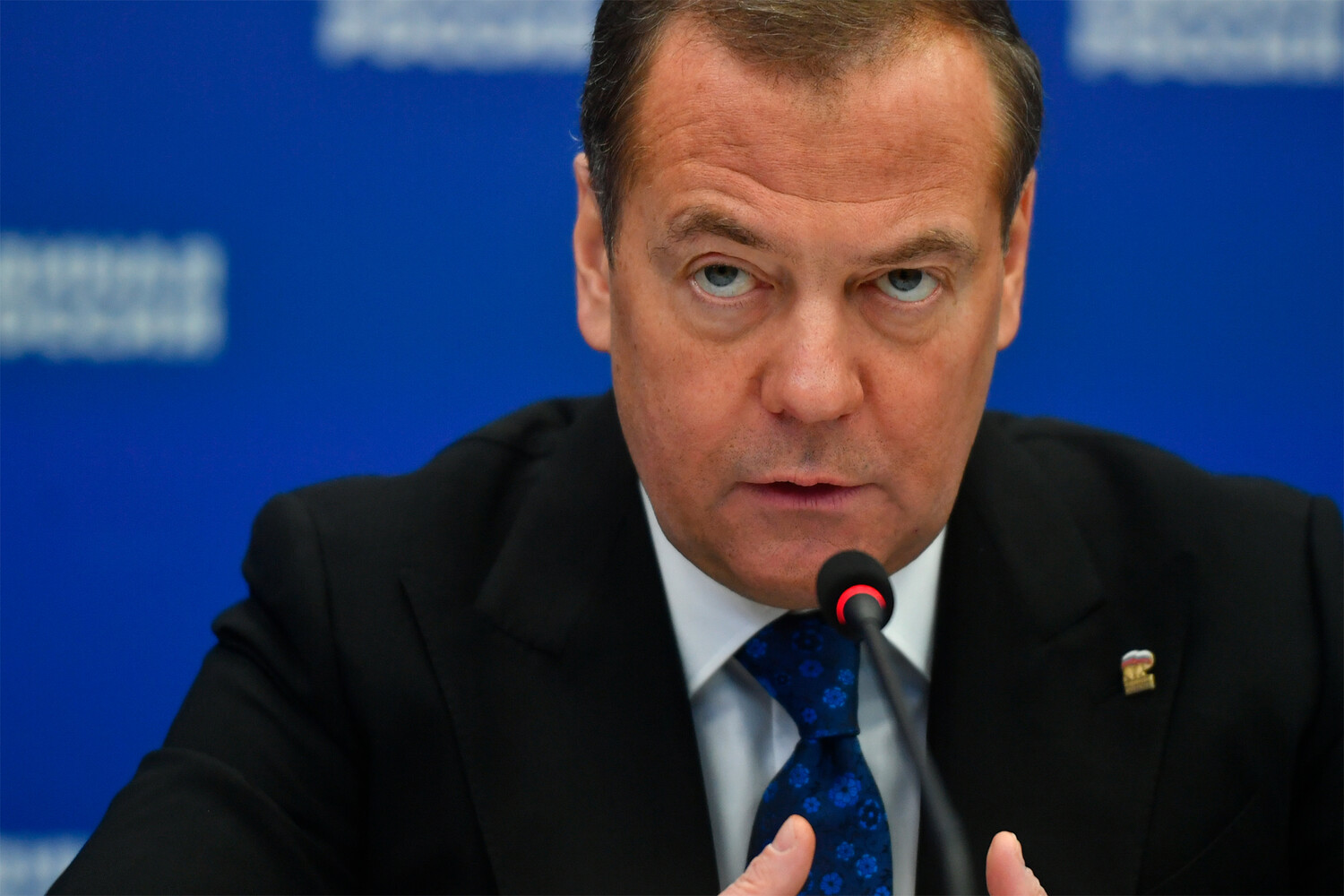 Медведев выразил уверенность в победе России в спецоперации на Украине