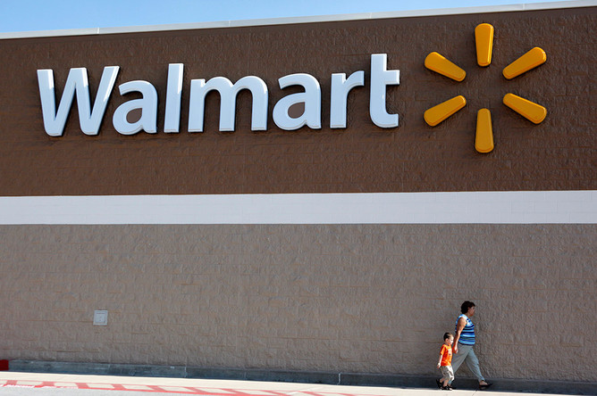 Wal-Mart требует с Visa $5 млрд