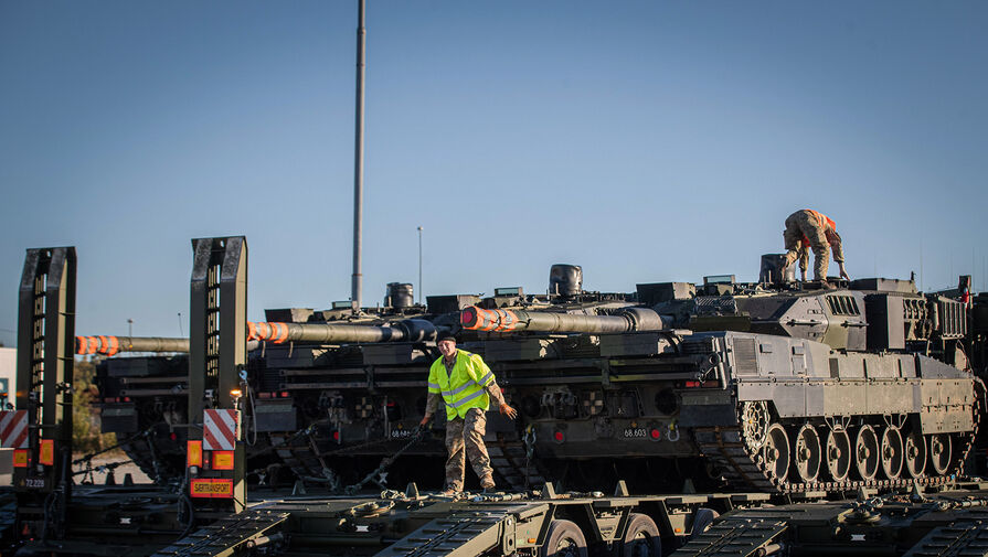 Bloomberg: власти ФРГ на следующей неделе решат вопрос поставок танков Украине