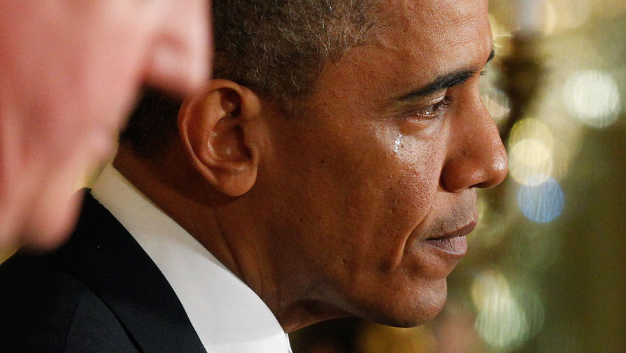 Слеза катится по&nbsp;лицу Барака Обамы в&nbsp;то время, как он отвечает вопрос об атаке на&nbsp;американское посольство в&nbsp;Бенхази в&nbsp;Ливии, 13&nbsp;мая 2013&nbsp;года