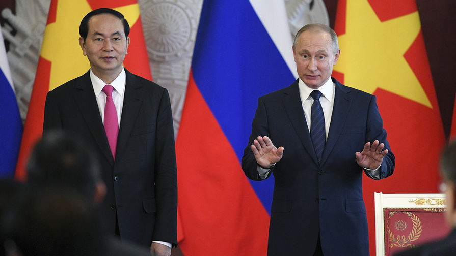 Президент Вьетнама Чан Дай Куанг и президент России Владимир Путин во время встречи в Кремле, 29 июня 2017 года