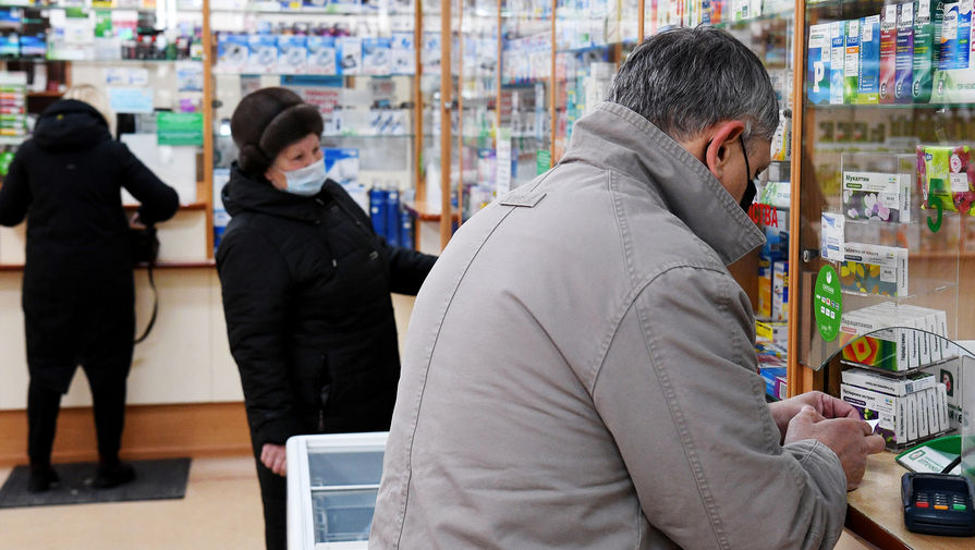 Названы лекарства, которые россияне чаще всего покупали в онлайн-аптеках в 2021 году