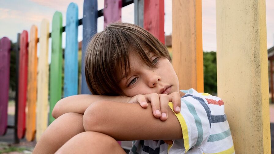 Психологи выяснили, что плохие условия в детстве приводят к импульсивности у взрослых