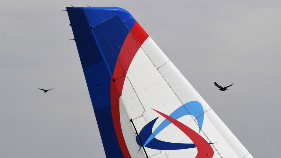 Россиянин отказался покидать самолет, заявив о его минировании после посадки в Самарканде