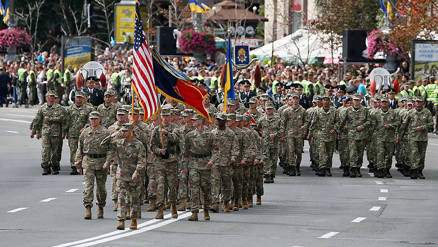 Военнослужащие США на&nbsp;параде в&nbsp;честь Дня независимости Украины в&nbsp;Киеве, 24&nbsp;августа 2017&nbsp;года