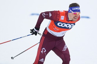 Российский лыжник Сергей Устюгов на этапе многодневки «Тур де Ски»