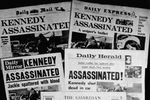 Первые полосы британских газет с одной фотографией агенства Associated Press в день убийства президента США Джона Кеннеди, 22 ноября 1963 года