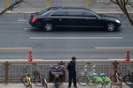 Кортеж лидера КНДР Ким Чен Ына на одной из улиц Пекина, 27 марта 2018 года