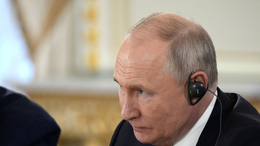 Путин заявил, что в 2022 году Россия вошла в пятерку крупнейших экономик мира