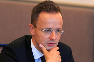 Петер Сийярто