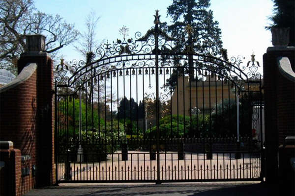 Ворота в Титтенхёрст-парк