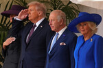 Первая леди Мелания Трамп, президент США Дональд Трамп, король Чарльз III и королева Камилла во время государственного визита президента США в Великобританию, 17 сентября 2025 года.
