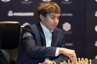 Сергей Карякин лидирует в чемпионате мира по блицу после первых 12-и туров