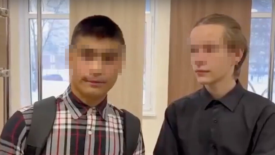 В Санкт-Петербурге школьник публично извинился за травлю из-за длинных волос