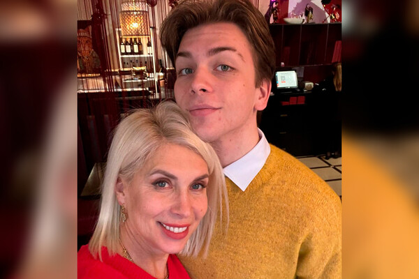 Ылғал бейне аяқталды