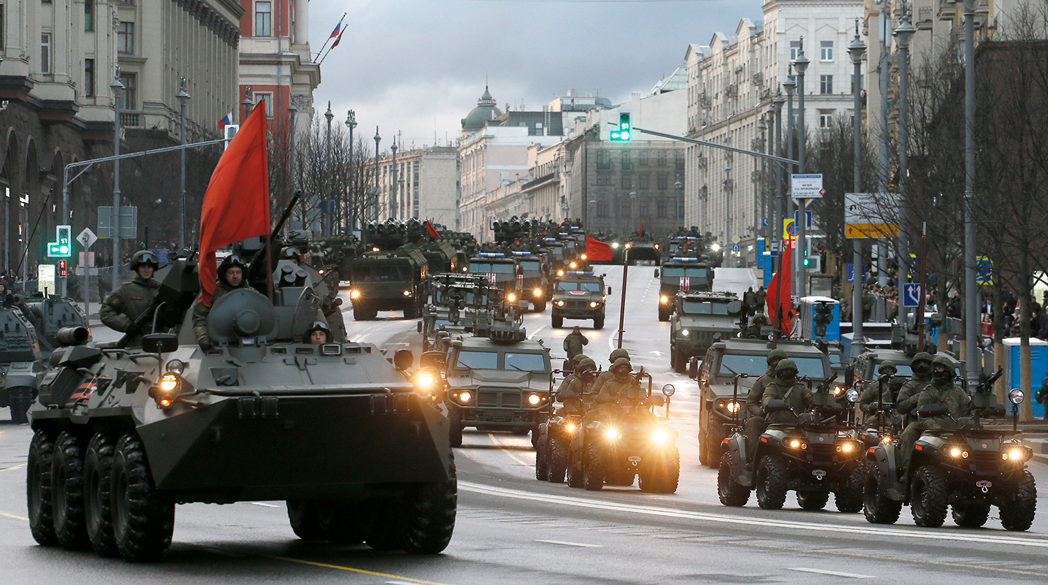 Военная техника в москве