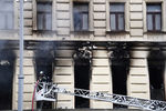 На месте пожара в жилом доме на Тверской улице в центре Москвы, 2 июля 2020 года