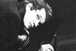 Андрей Ильин в спектакле «Гамлет» Рижского театра русской драмы, 1980-е
