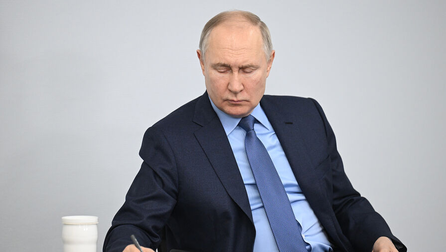Путин выслушал доклады по ситуации в Белгороде