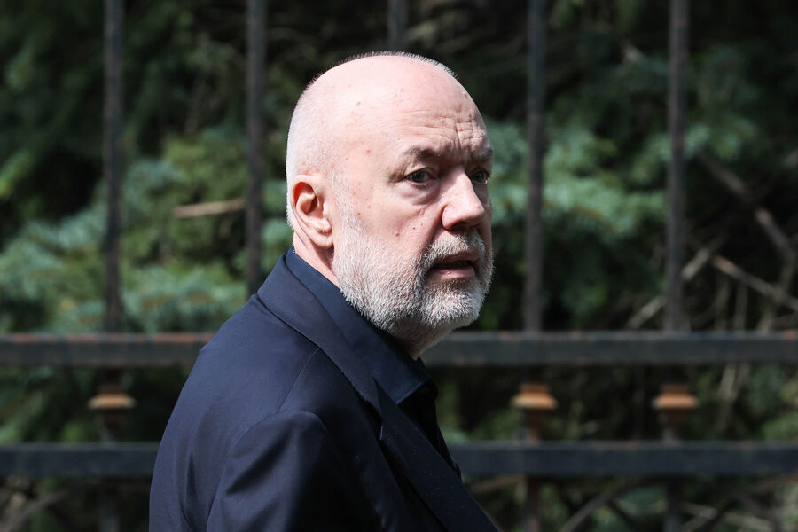 Председатель комитета Госдумы по&nbsp;государственному строительству и законодательству Павел Крашенинников на&nbsp;церемонии прощания с&nbsp;председателем Верховного суда РФ Ириной Подносовой в&nbsp;траурном зале ЦКБ Управления делами президента РФ в&nbsp;Москве, 24&nbsp;июля 2025&nbsp;года