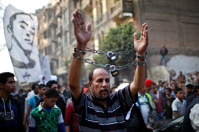 Президент Египта Мухаммед Мурси пошел на уступки оппозиции
