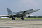 Советский сверхзвуковой ракетоносец-бомбардировщик Ту-22М3, 1991 год