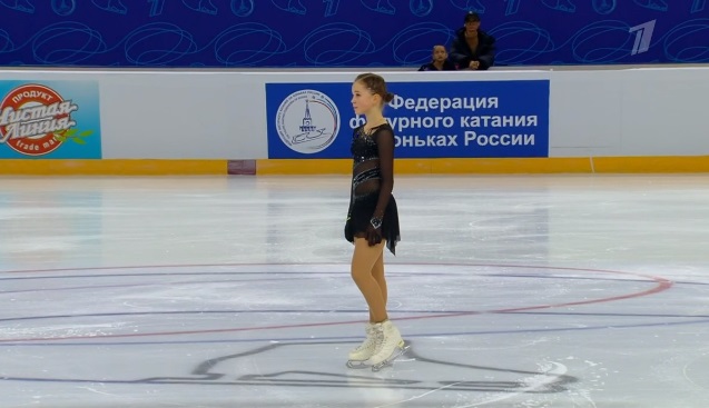 Фигуристка Плющенко исполнила тройной аксель и сместила с трона ученицу Тутберидзе