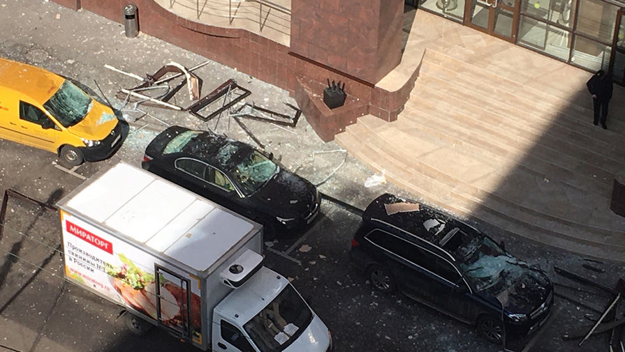 Последствия взрыва в&nbsp;бизнес-центре &laquo;Панорама&raquo; на&nbsp;2-й Брестской улице в&nbsp;Москве, 9 апреля 2020 года