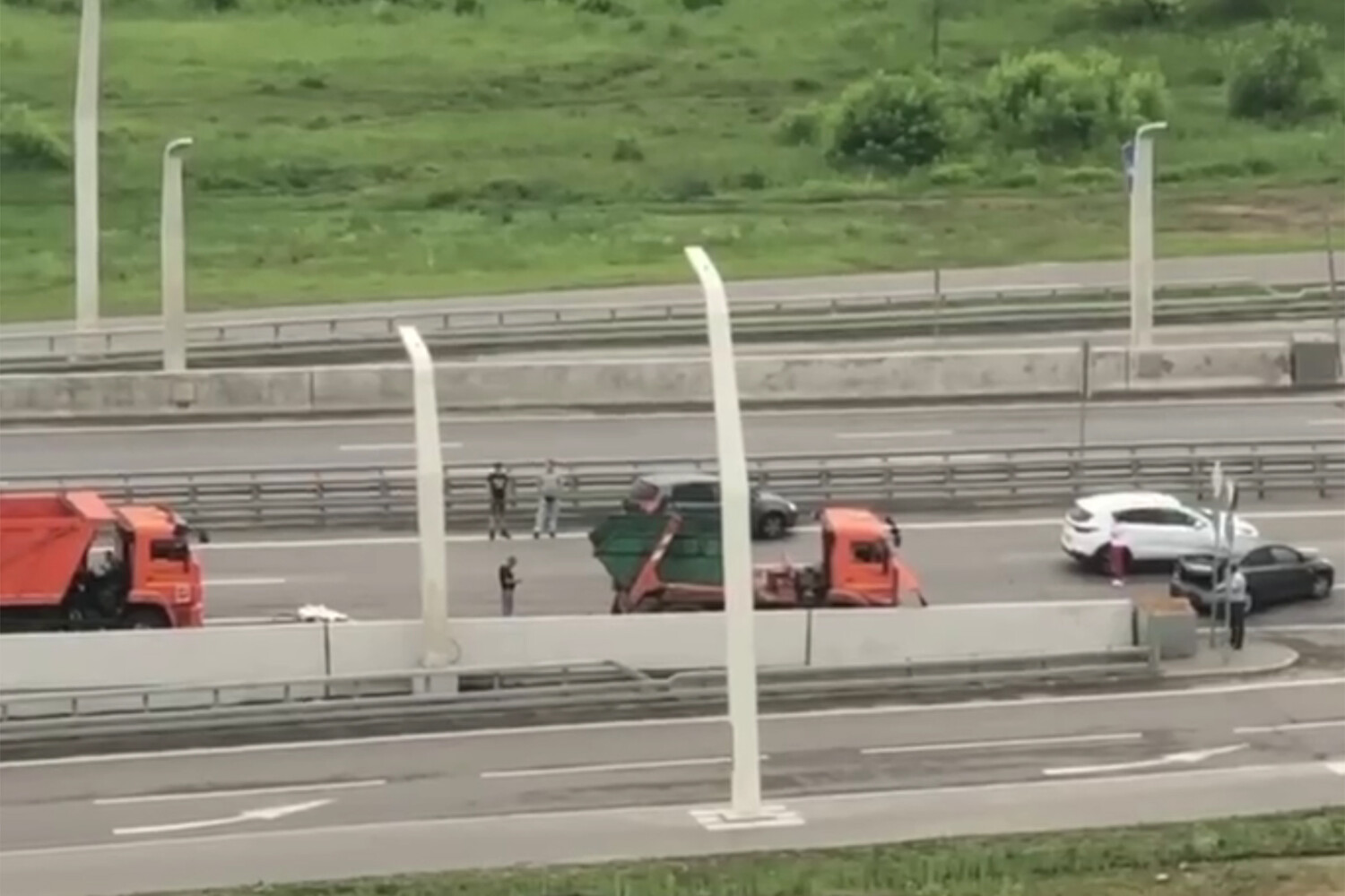 Появилось видео последствий массовой аварии на востоке Москвы - Газета.Ru |  Новости