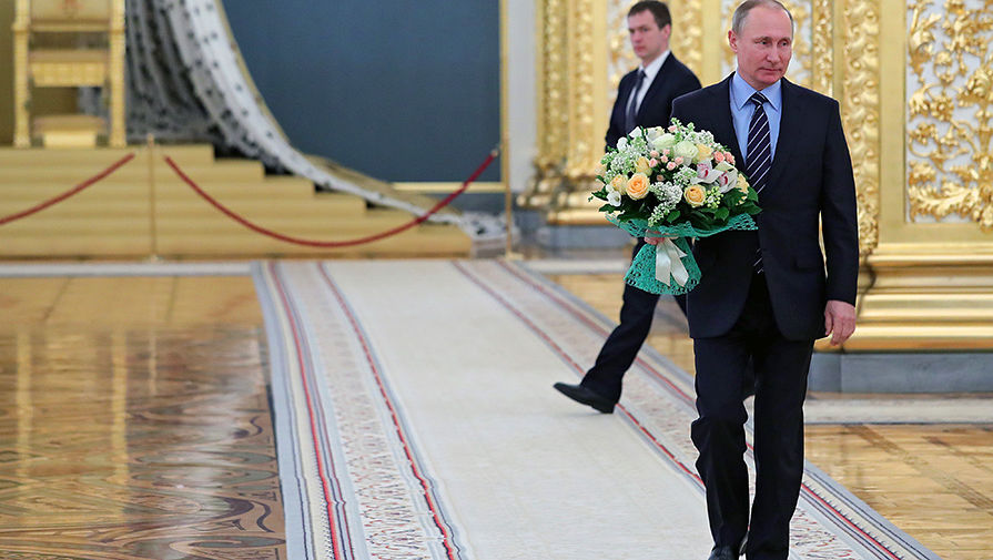Владимир Путин на&nbsp;торжественном приеме в&nbsp;Александровском зале Большого Кремлевского дворца
