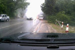 Последствия аварии с участием Mercedes-Benz в Крыму, скриншот из видео с регистратора попутной машины, 21 мая 2018 года