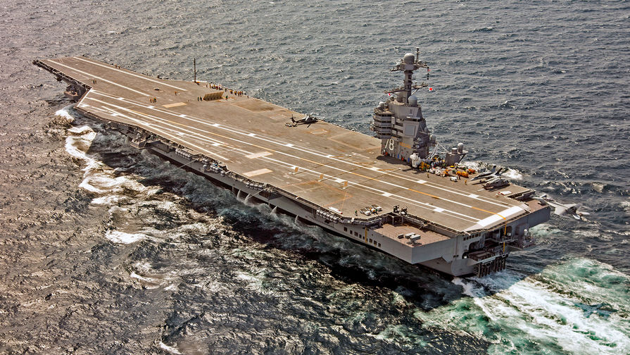 Авианосец USS Gerald R. Ford в Атлантическом океане, 2017 год