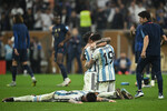 Аргентинцы празднуют победу в чемпионате мира по футболу, 18 декабря 2022 года