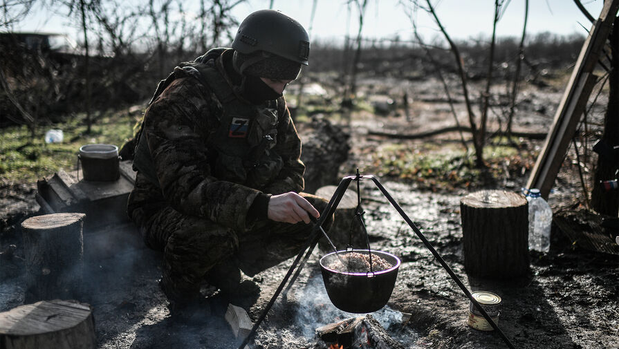 Российские ученые создали для военных повышающее выносливость спецпитание Донбасс