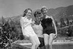 Клинт Иствуд с однокурсницами, 1955 год