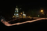 Пасхальный крестный ход вокруг московской церкви Ильи Пророка