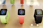 Часы Apple Watch в магазине в Нью-Йорке