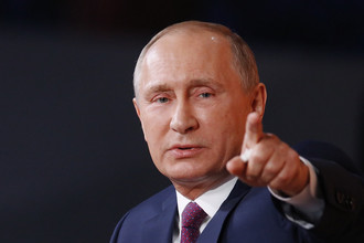 Президент России Владимир Путин во время ежегодной пресс-конференции в Москве, 14 декабря 2017 года